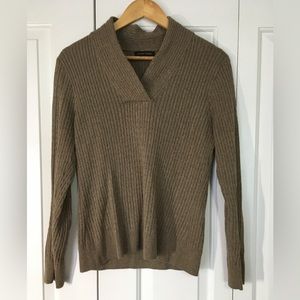 Brown Jeanne Pierre Sweater Size L